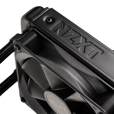 NZXT Kraken X52