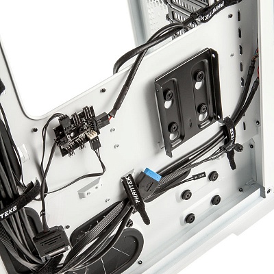 Phanteks Enthoo Pro Full Tower Chassis with Window - White